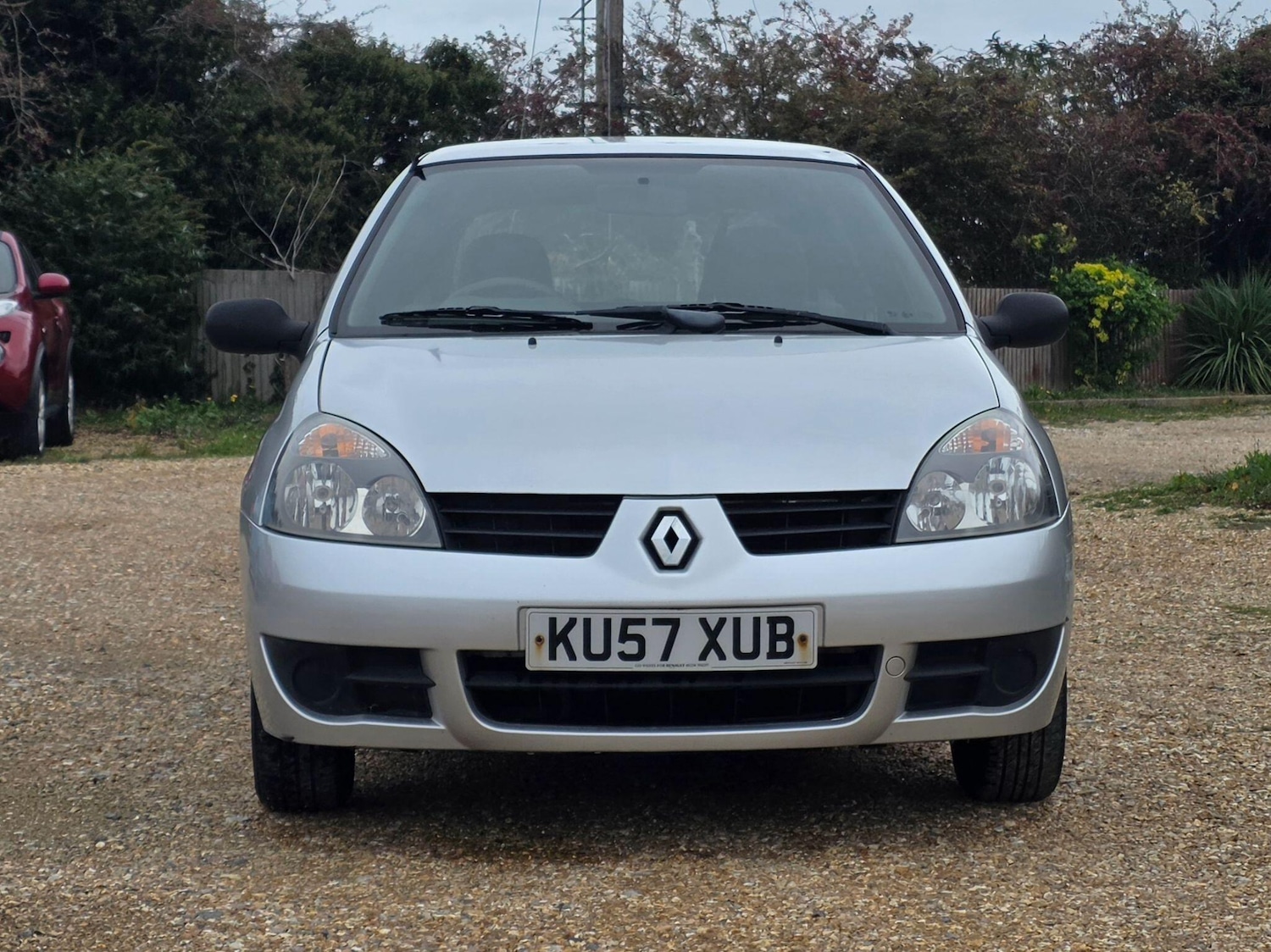 Used Renault Clio 2007 for sale - 76752648: Photo 2