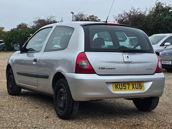 Used Renault Clio 2007 for sale - 76752648: Photo