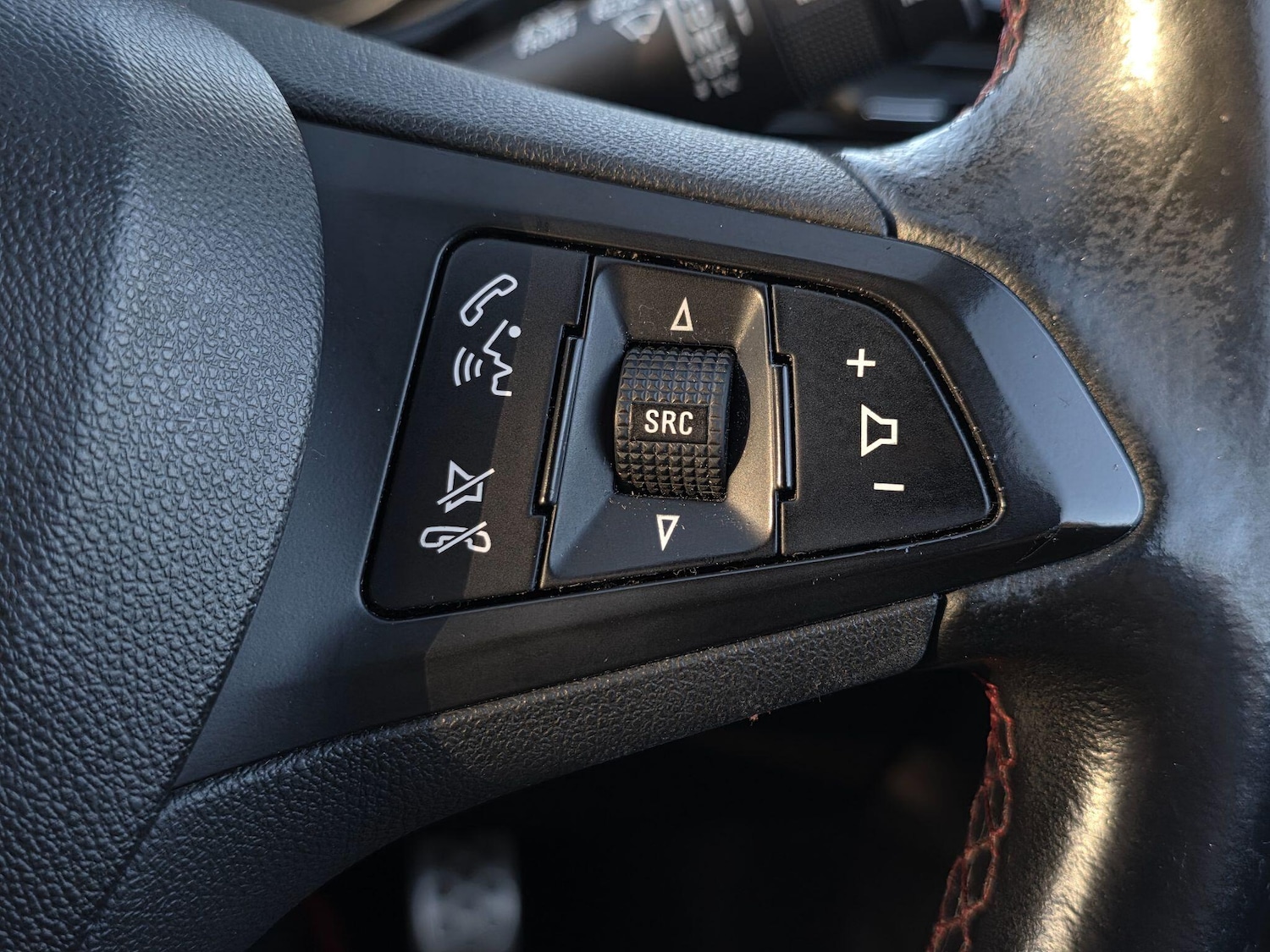 Used Vauxhall Corsa 2016 for sale - 77015719: Photo 19