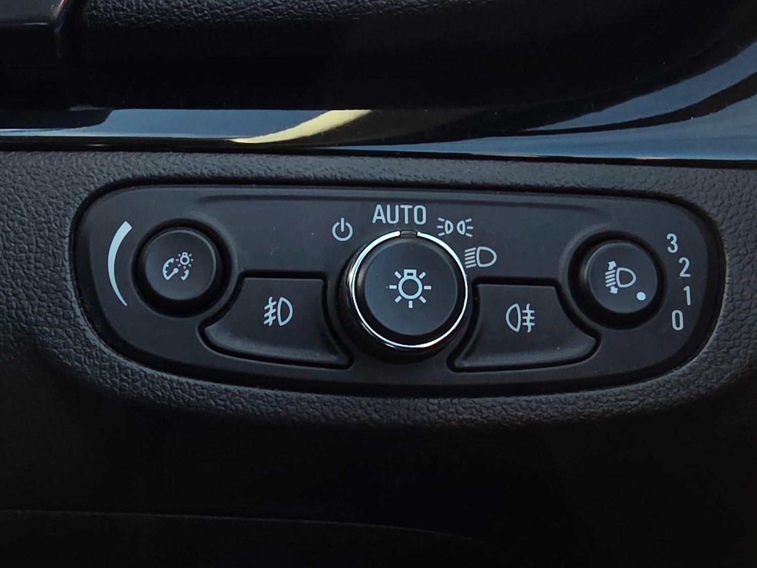 Used Vauxhall Mokka X for sale - 77824707: Photo 12