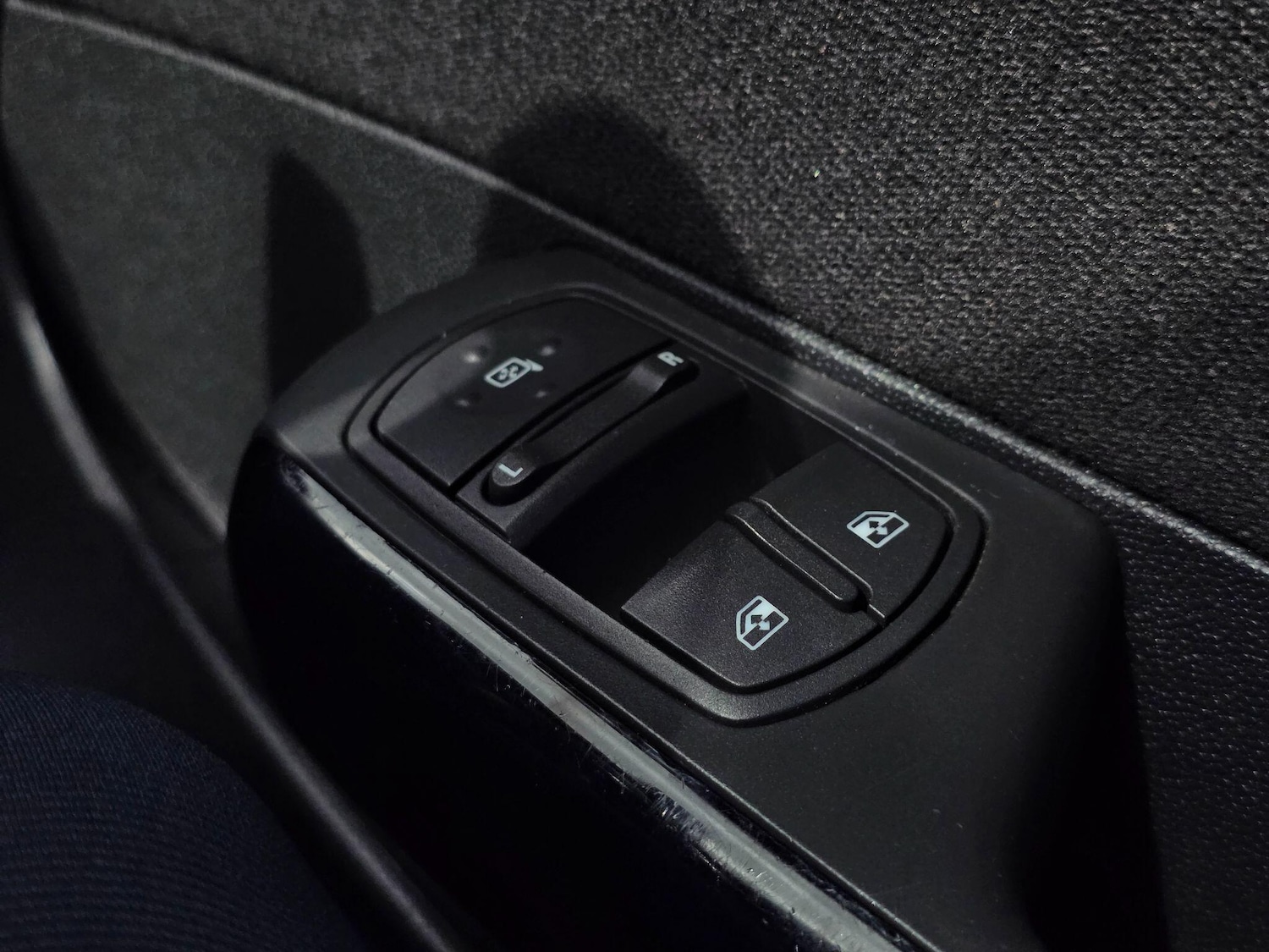 Used Vauxhall Corsa 2013 for sale - 76753241: Photo 16