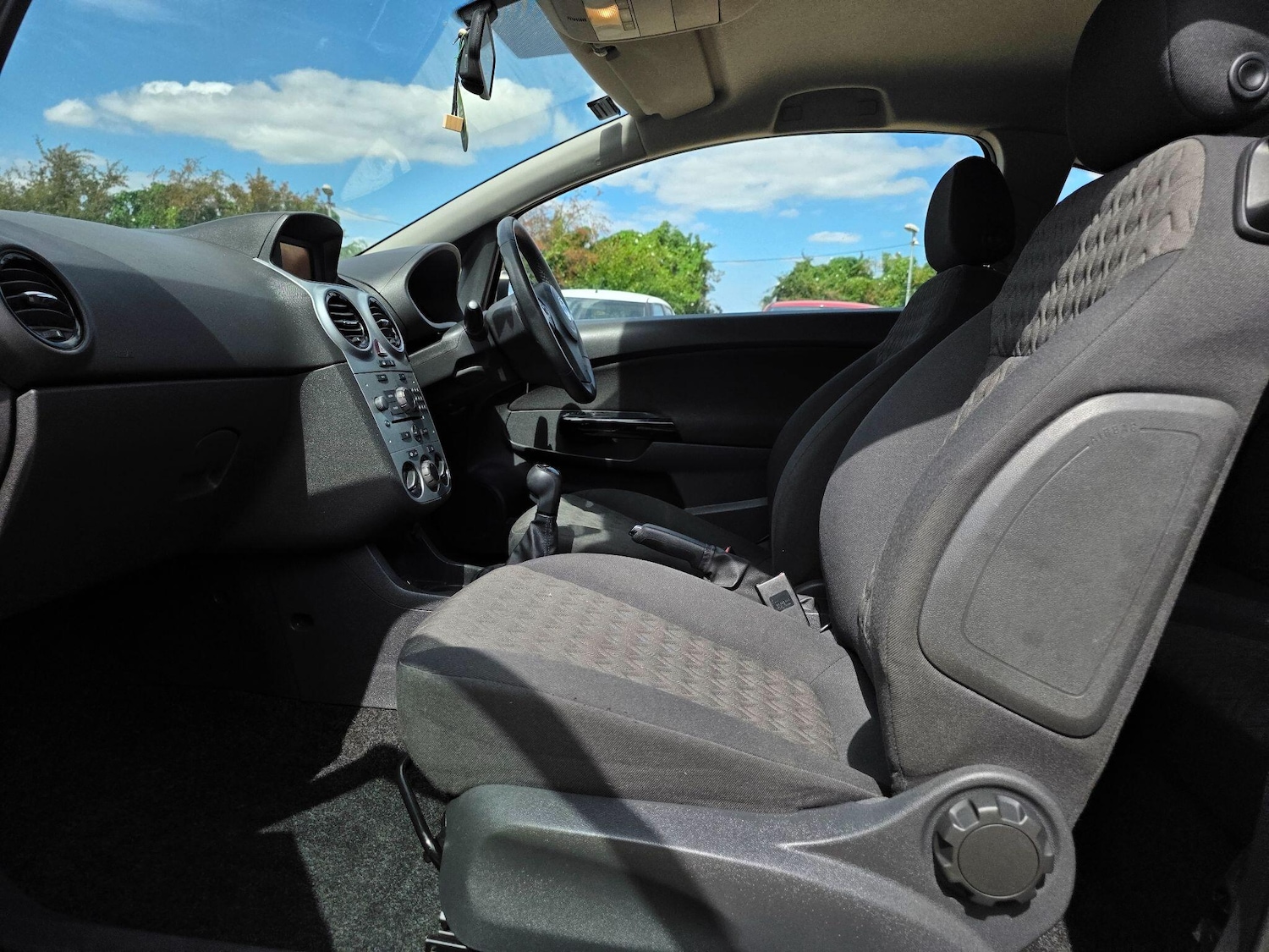 Used Vauxhall Corsa 2013 for sale - 76753241: Photo 22