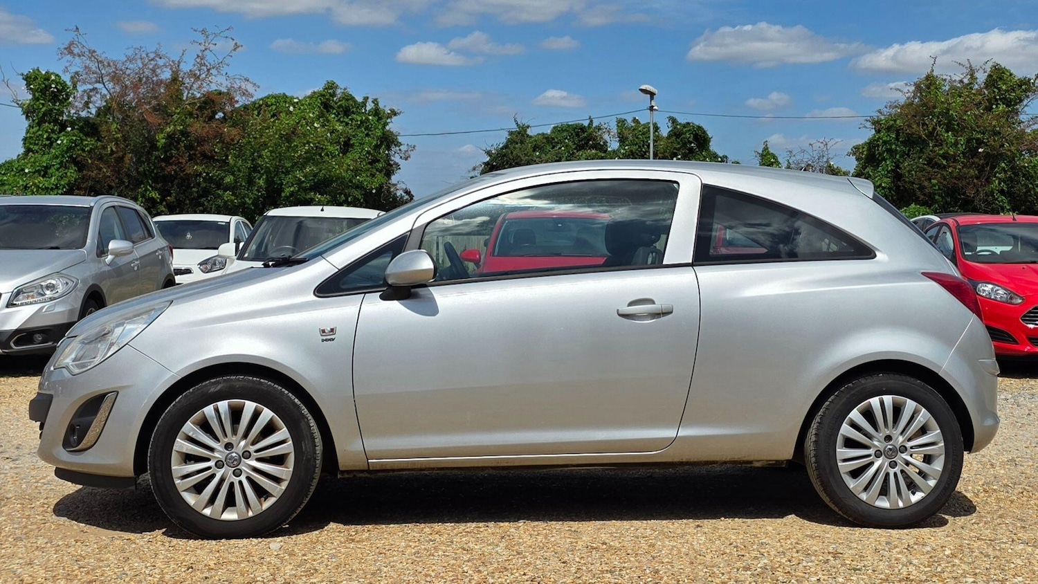 Used Vauxhall Corsa 2013 for sale - 76753241: Photo 8