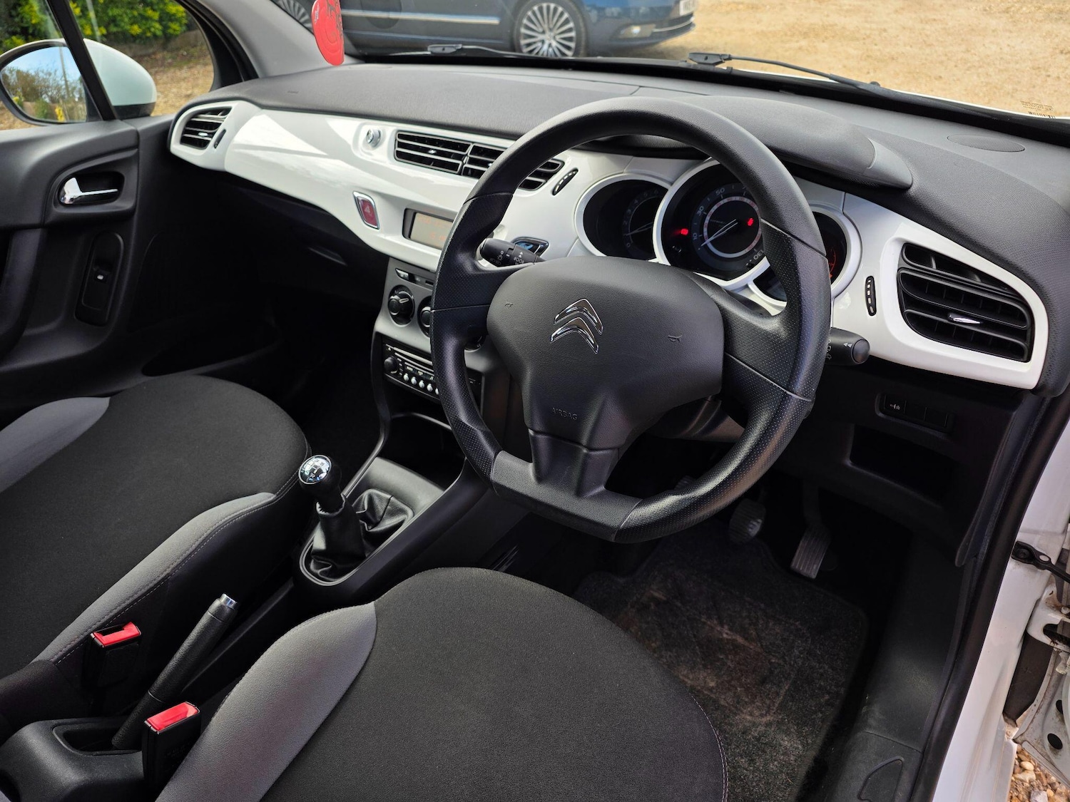 Used Citroen C3 2012 for sale - 77898373: Photo 11