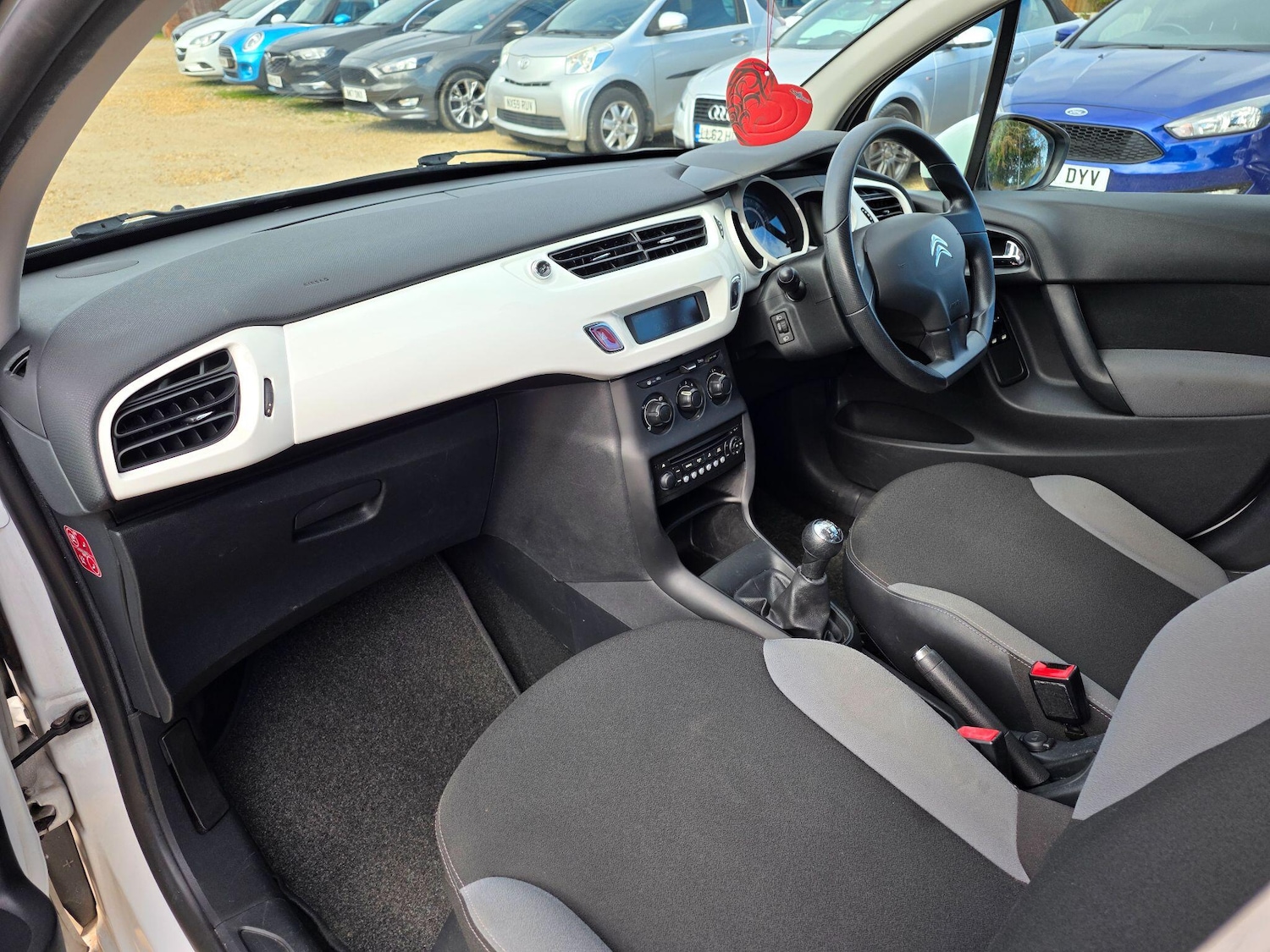 Used Citroen C3 2012 for sale - 77898373: Photo 12