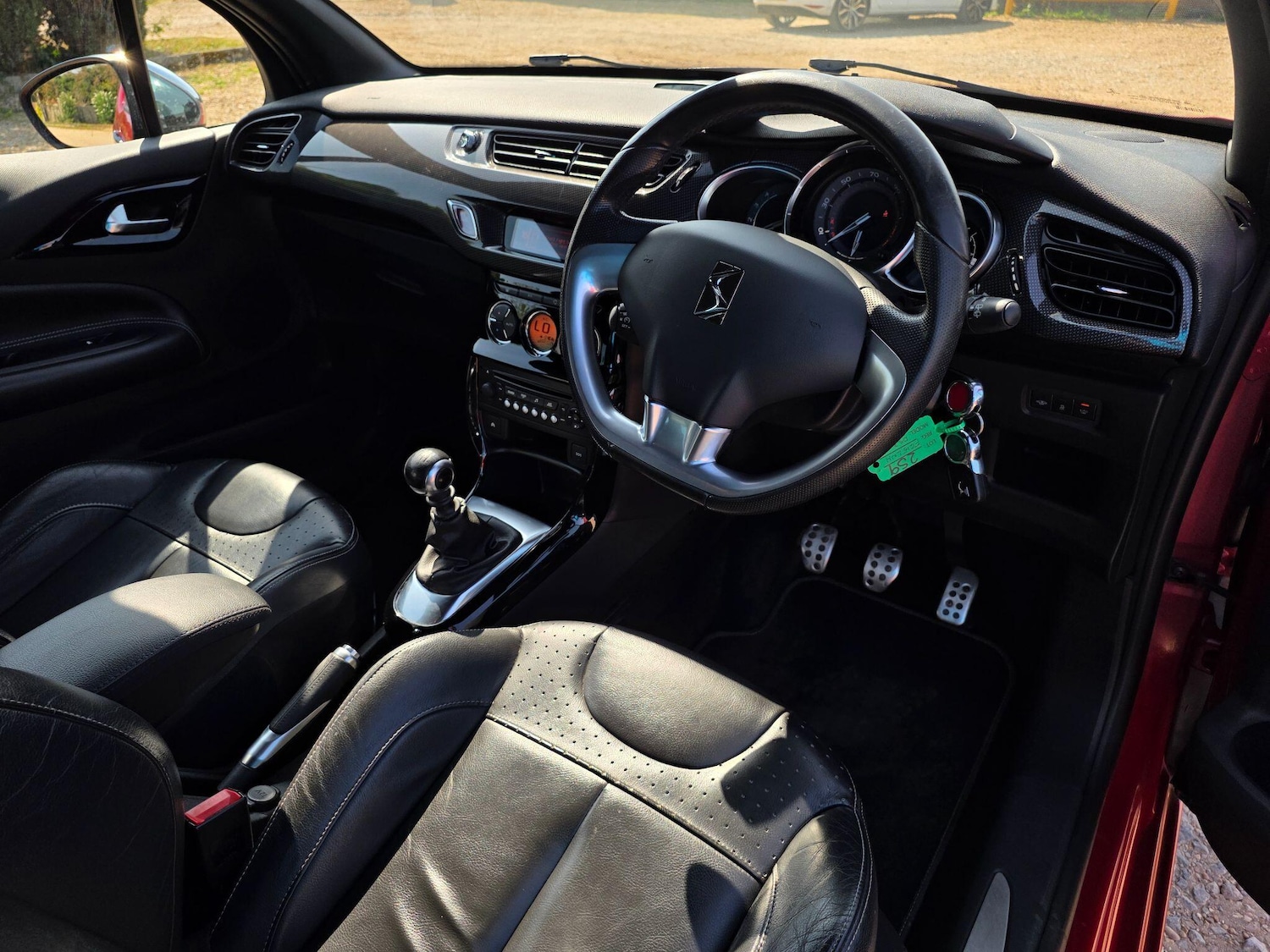 Used Citroen DS3 2015 for sale - 76753145: Photo 12