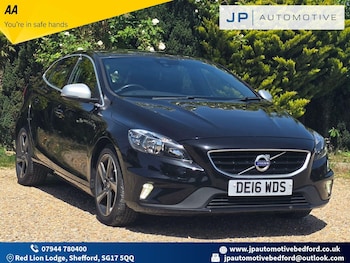 Used Volvo V40 2016 for sale - 78854532: Photo
