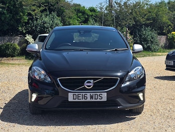 Used Volvo V40 2016 for sale - 78854532: Photo