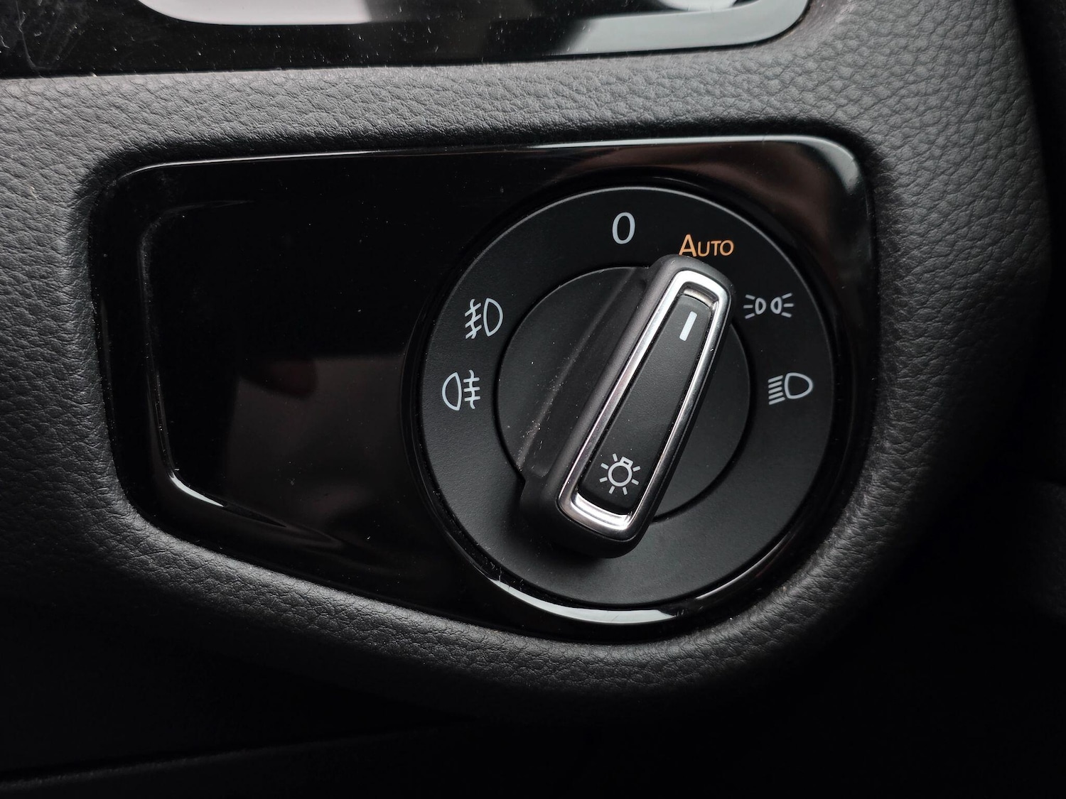 Used Volkswagen Golf for sale - 77683511: Photo 17