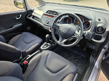 Used Honda Jazz 2013 for sale - 77737641: Photo