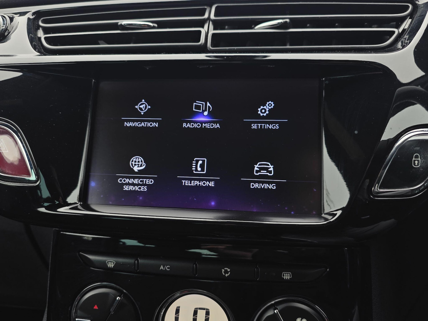 Used DS Automobiles DS 3 2017 for sale - 76752384: Photo 22