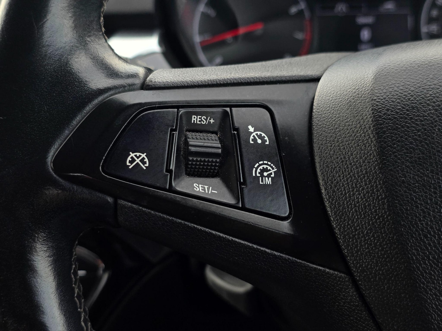 Used Vauxhall Corsa 2016 for sale - 76752403: Photo 18