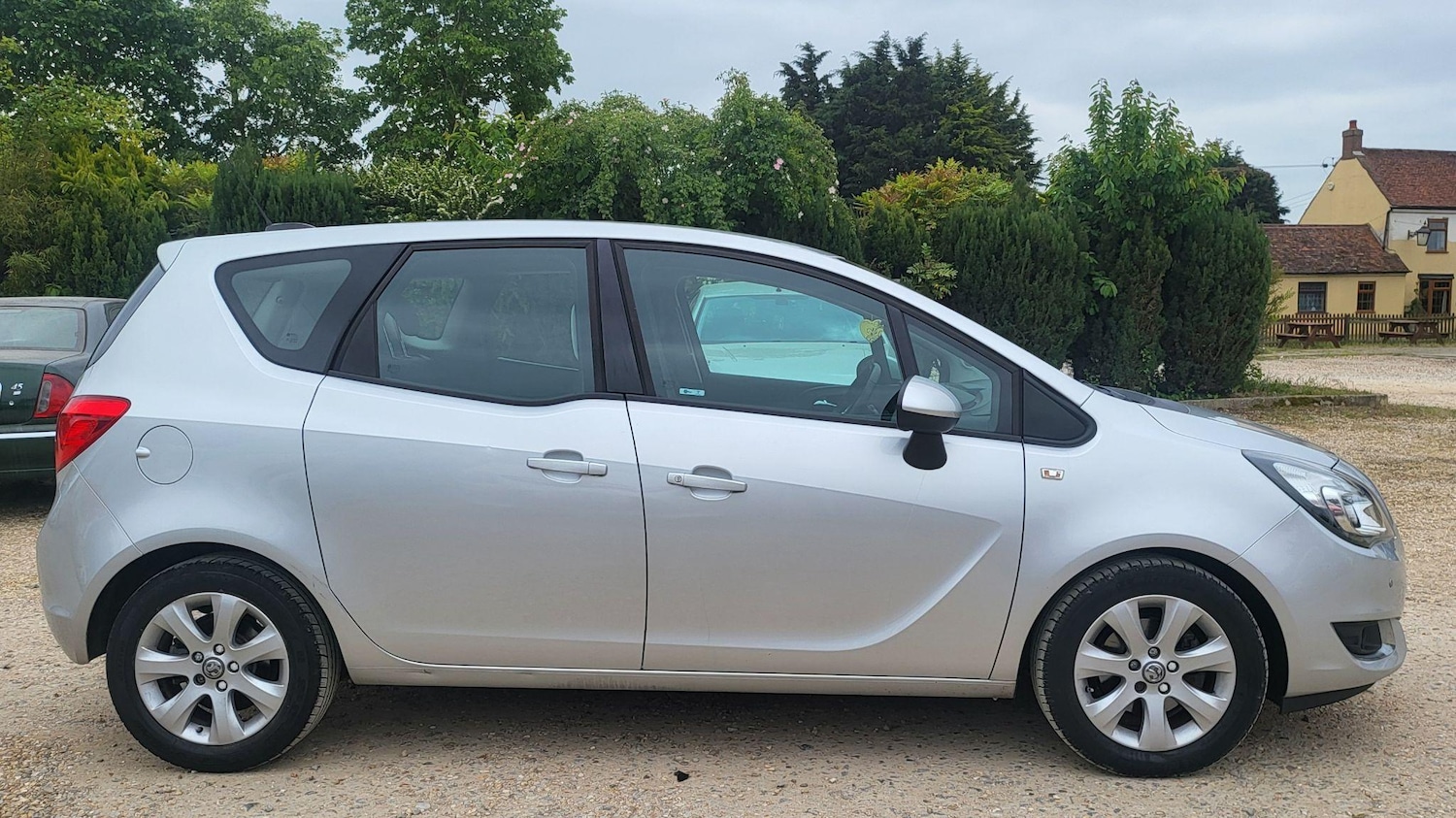 Used Vauxhall Meriva 2017 for sale - 76753002: Photo 10