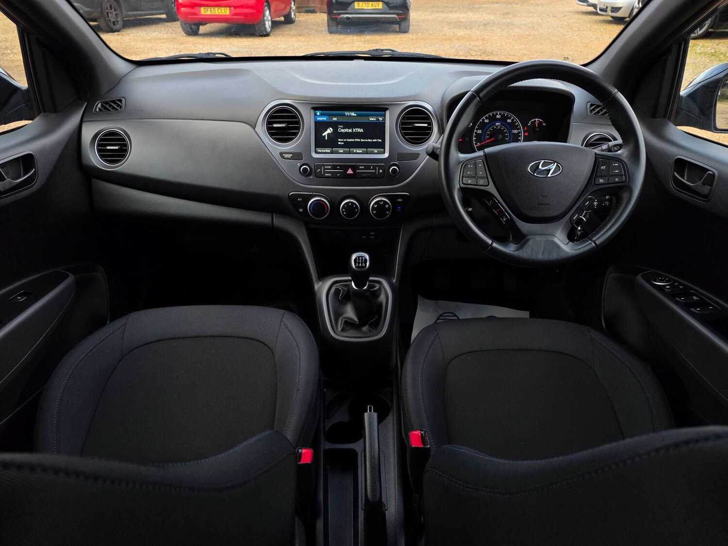 Used Hyundai i10 2018 for sale - 76952829: Photo 16