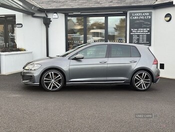 Used Volkswagen Golf 2017 for sale - 77192247: Photo