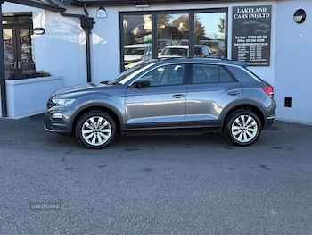 Used Volkswagen T-Roc 2021 for sale - 77770093: Photo