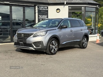 Peugeot - 5008