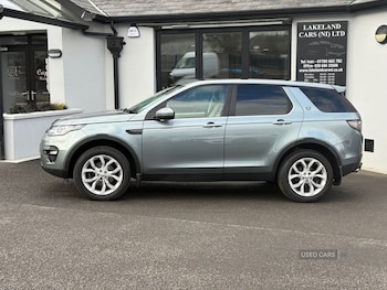 Used Land Rover Discovery Sport 2015 for sale - 76899933: Photo