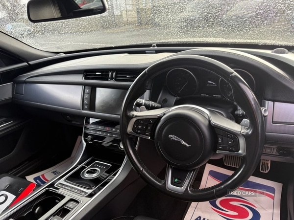 Used Jaguar XF 2018 for sale - 76061138: Photo 9
