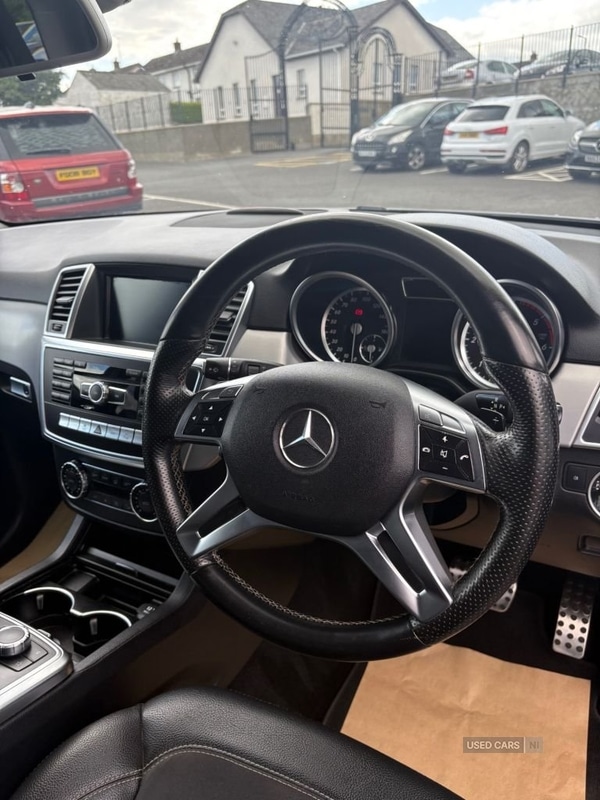 Used Mercedes-Benz M Class 2012 for sale - 77684873: Photo 6