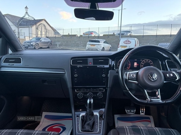 Used Volkswagen Golf 2017 for sale - 76759819: Photo 10
