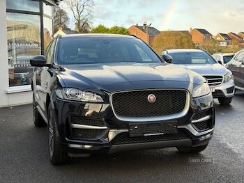 Used Jaguar F-Pace 2017 for sale - 76620845: Photo