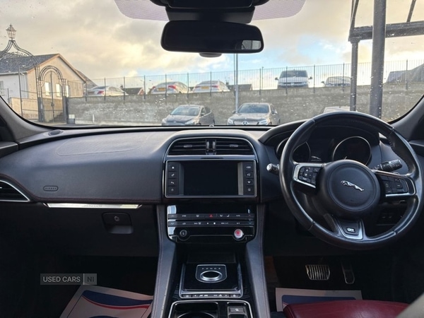 Used Jaguar F-Pace 2017 for sale - 76620845: Photo 9
