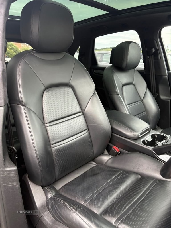 Used Porsche Cayenne 2018 for sale - 75508579: Photo 11