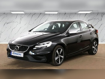 Used Volvo V40 2016 for sale - 79587724: Photo