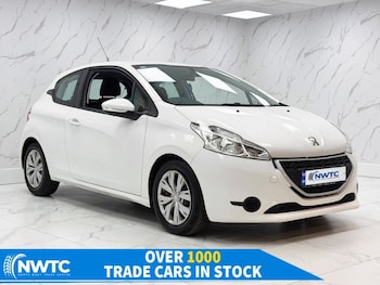Used Peugeot 208 2015 for sale - 79506326: Photo