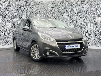 Used Peugeot 208 2018 for sale - 79265712: Photo