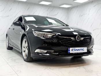 Used Vauxhall Insignia 2018 for sale - 79400430: Photo
