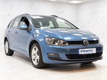 Used Volkswagen Golf 2017 for sale - 79481778: Photo