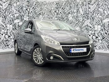 Used Peugeot 208 2018 for sale - 79686379: Photo