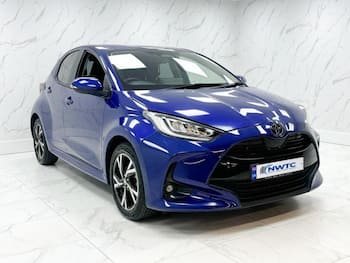 Used Toyota Yaris 2024 for sale - 79695721: Photo