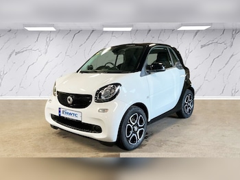 Used smart fortwo 2017 for sale - 79598972: Photo