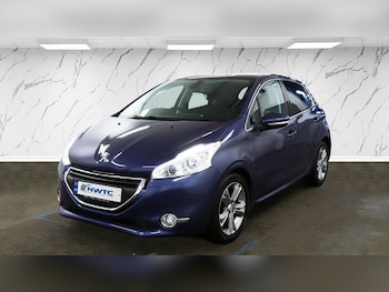 Used Peugeot 208 2015 for sale - 79265662: Photo