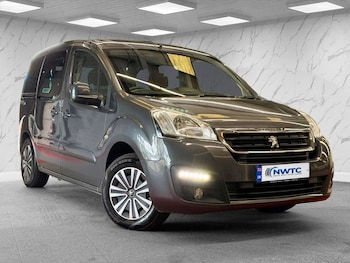 Used Peugeot Partner Tepee 2016 for sale - 79265592: Photo