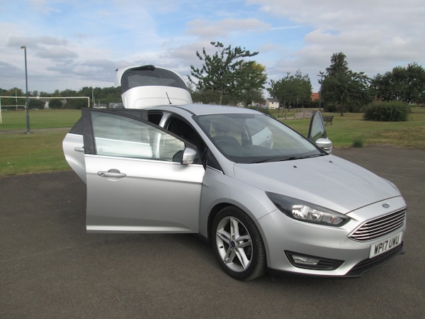 Used Ford Focus 2017 for sale - 75673246: Photo 13