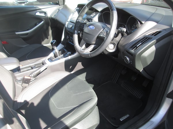 Used Ford Focus 2017 for sale - 75673246: Photo 14