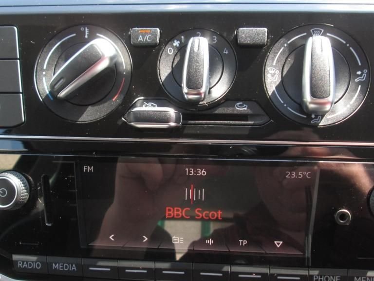 Used Volkswagen up! 2016 for sale - 76986008: Photo 16