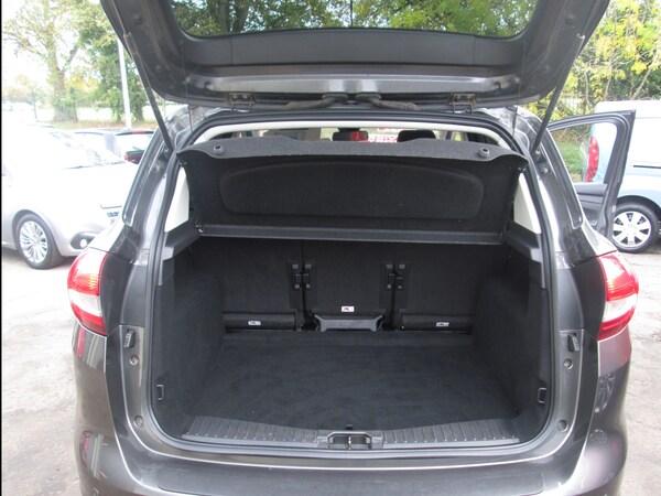 Used Ford C-Max 2015 for sale - 76171629: Photo 9