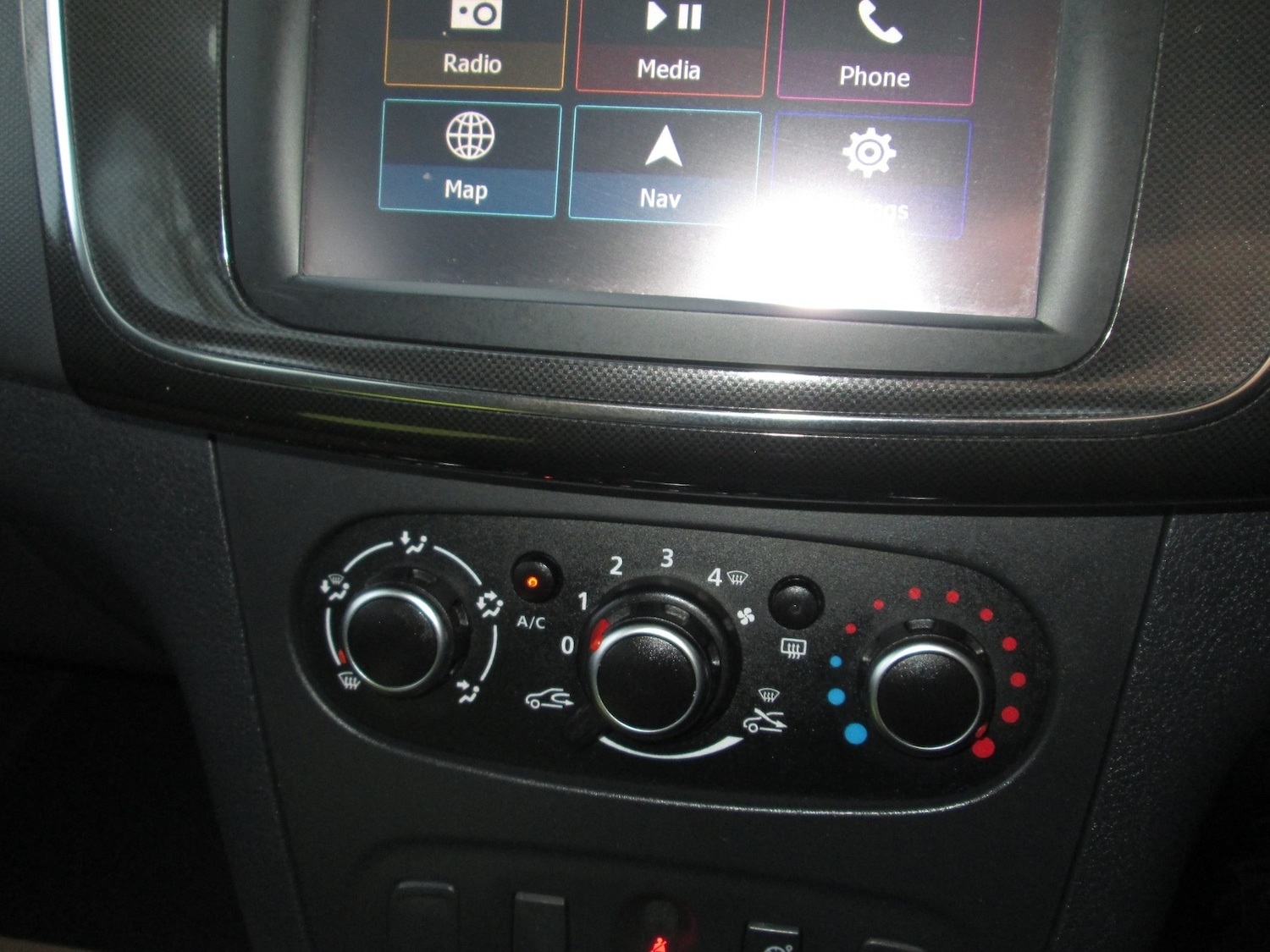 Used Dacia Sandero 2019 for sale - 76557046: Photo 15