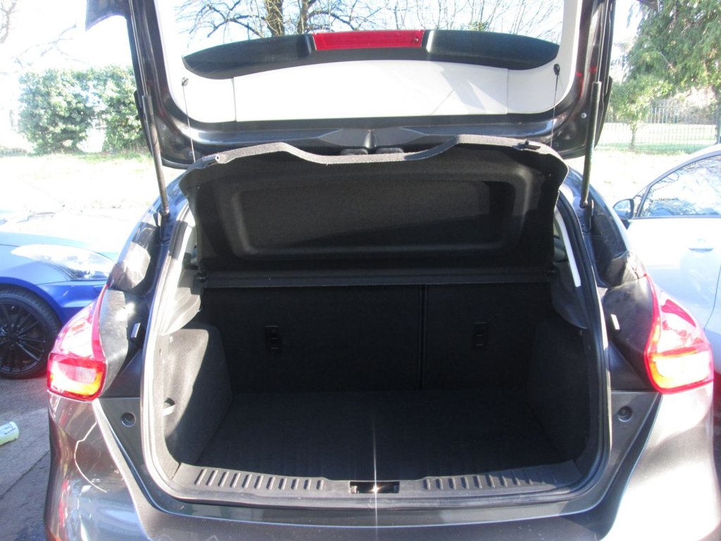 Used Ford Focus 2017 for sale - 77792199: Photo 10