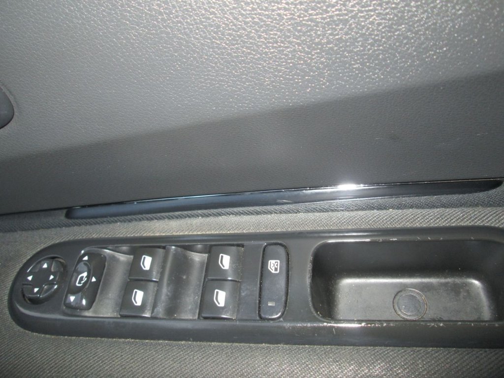 Used Peugeot 3008 2016 for sale - 77520979: Photo 18