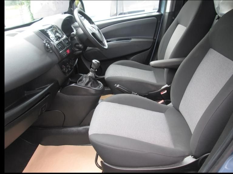 Used Fiat Doblo 2018 for sale - 76918102: Photo 12