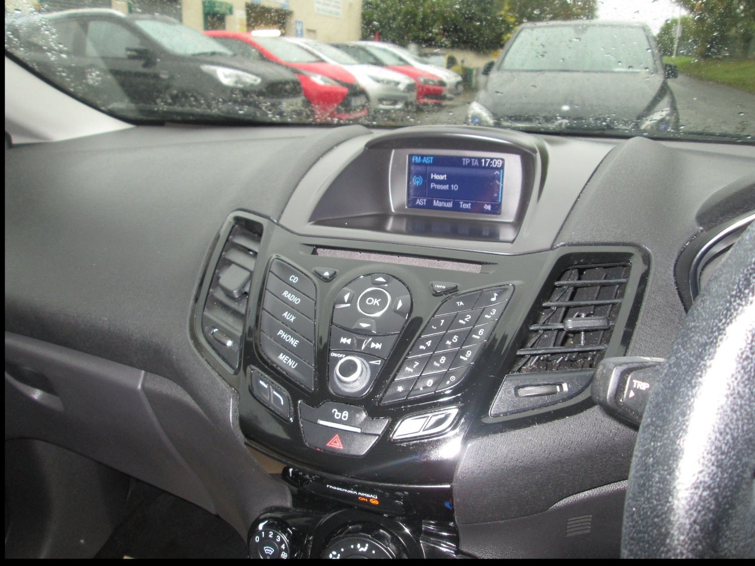 Used Ford Fiesta 2017 for sale - 76018327: Photo 14