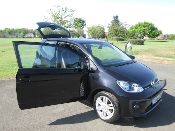 Used Volkswagen up! 2016 for sale - 74502682: Photo 12