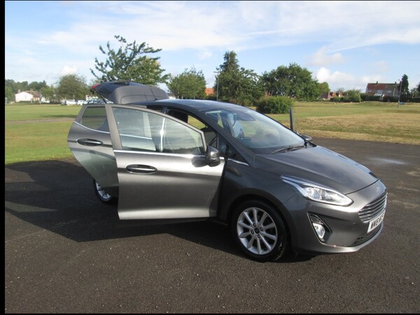 Used Ford Fiesta 2018 for sale - 75228324: Photo 12