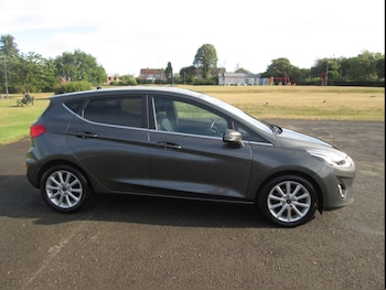 Used Ford Fiesta 2018 for sale - 75228324: Photo